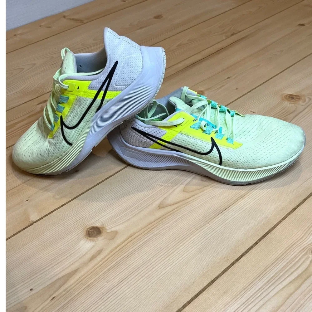 Nike Air Zoom Pegasus‎ 38 Barely Volt Black Running Shoes CW7358-700 Womens 9.5